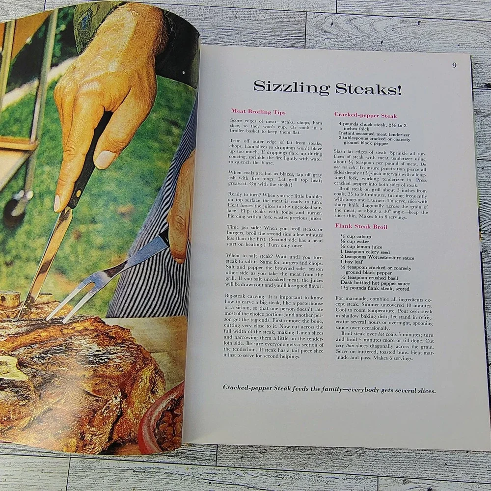 Better Homes and Gardens Barbecue Book Cookbook 1967 2nd Print HC VERY GOOD‎
